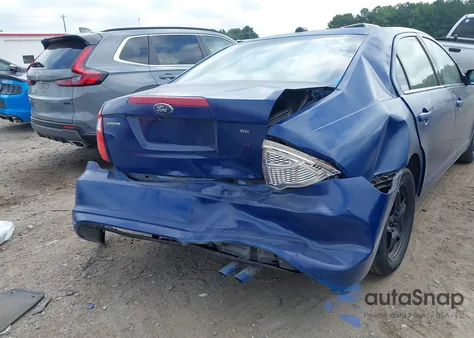 2010 Ford Fusion Se z USA, uszkodzony, nr VIN 3FAHP0HA8AR347532